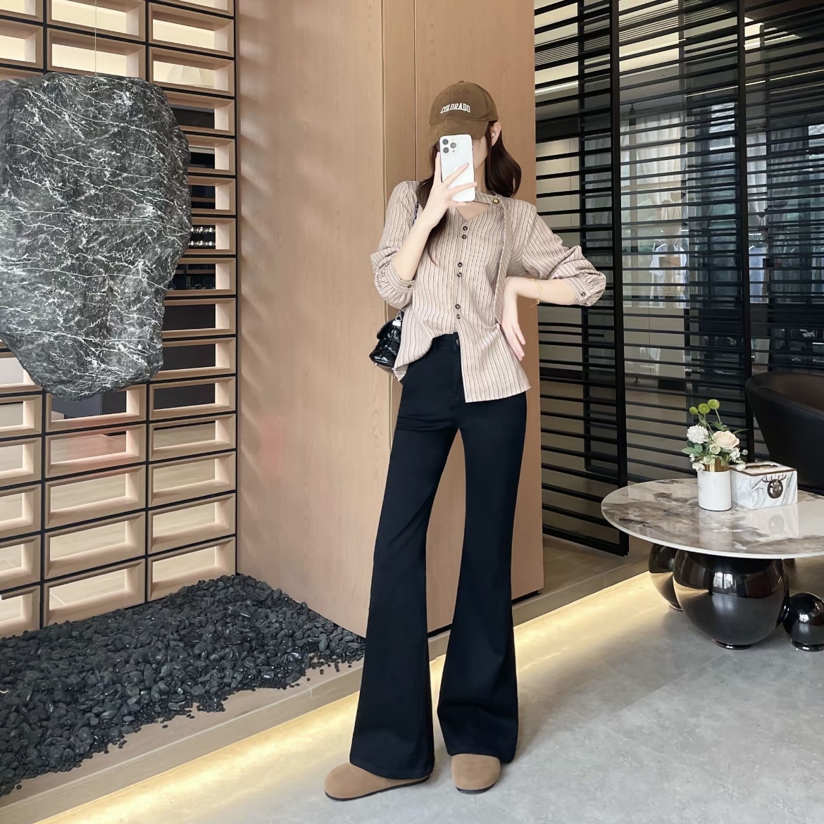 2025早秋新款黑色微喇裤女高腰时尚显瘦百搭秋季潮流牛仔裤女