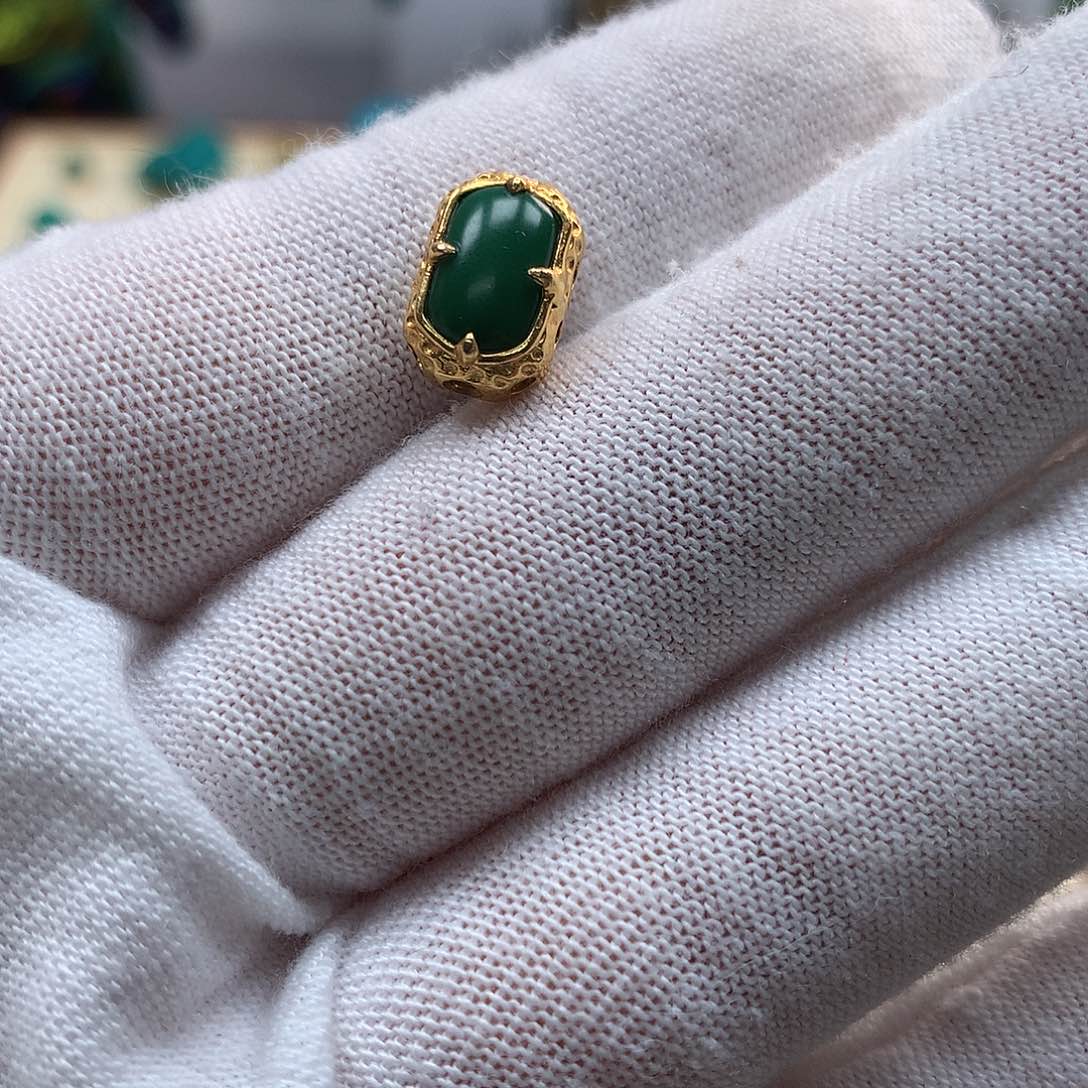 绿松石配饰18K金镶嵌