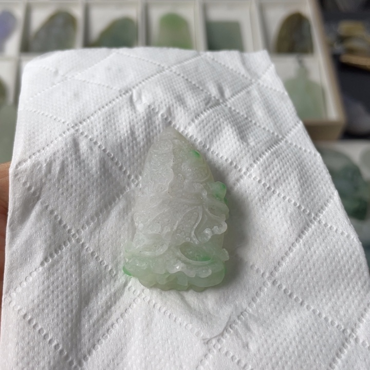 定制翡翠未镶嵌白菜 毛货 无鉴赏期