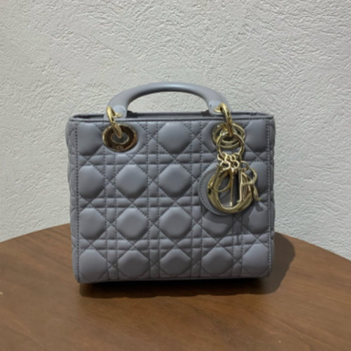 99新 DIOR/迪奥 灰色四格戴妃斜挎单肩包