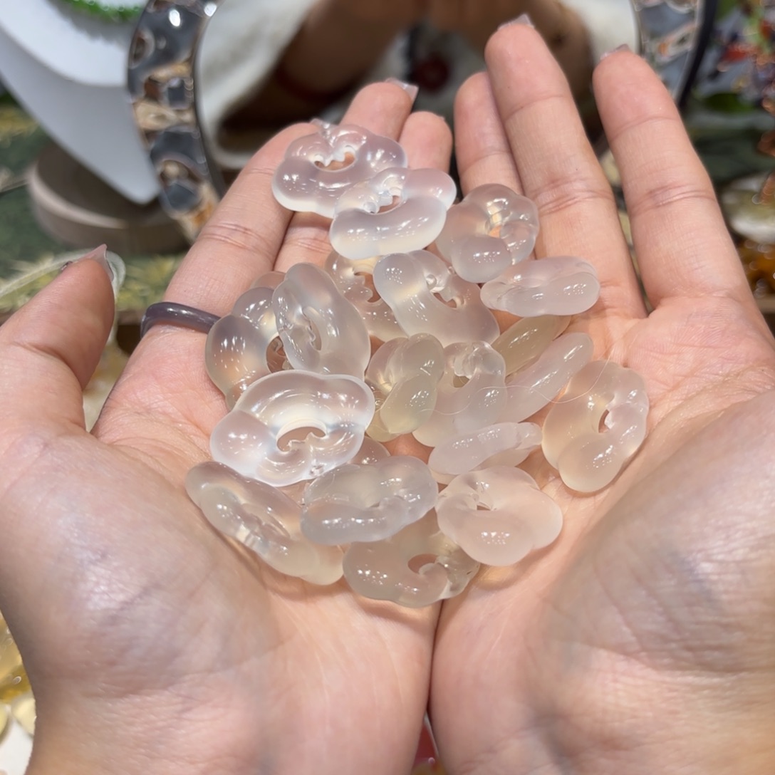 玛瑙/玉髓未镶嵌颈饰拍一发一多样性发货