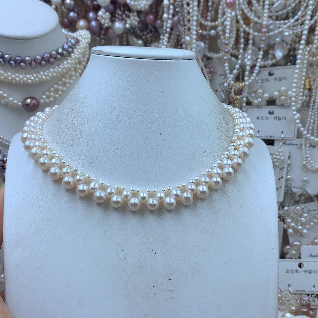 H***y淡水珍珠银S925镶嵌耳饰