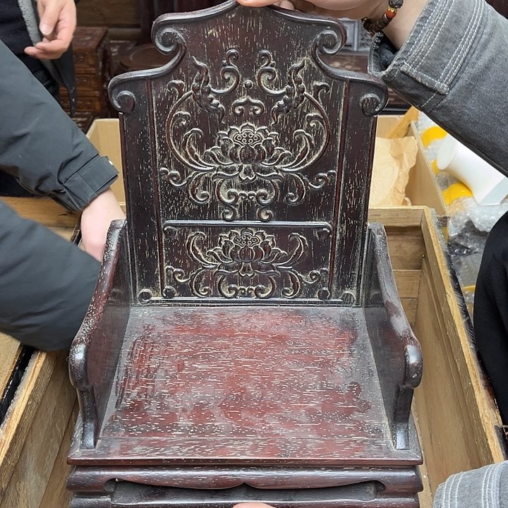 大叶紫檀（黑酸枝木类）