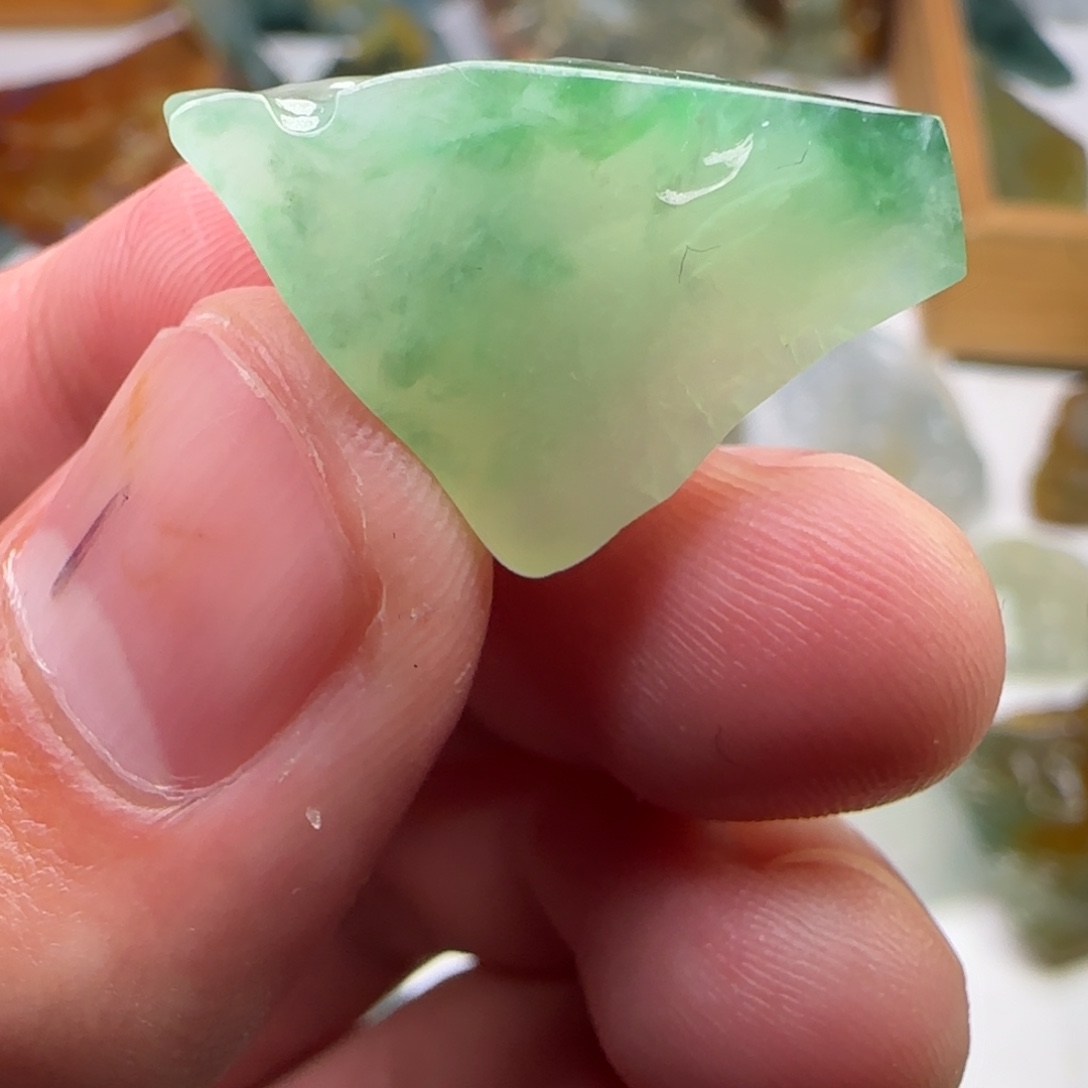 定制翡翠未镶嵌不包工