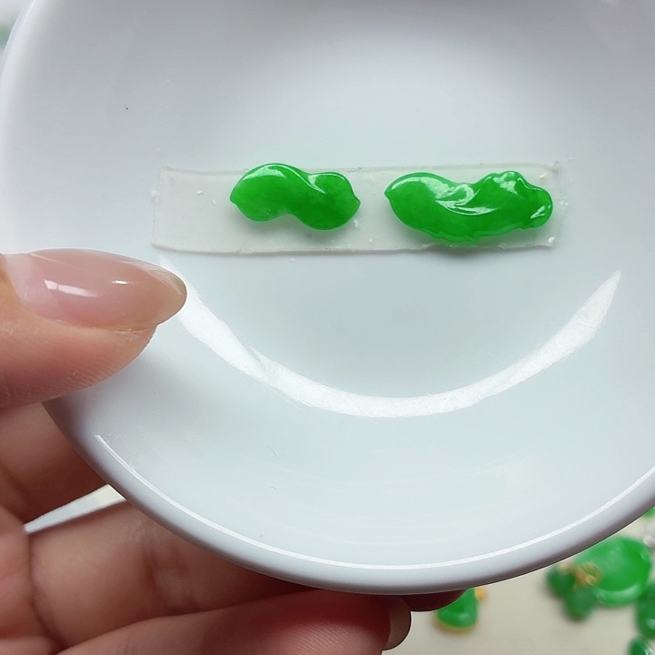 星****翡翠未镶嵌手链天然缅甸翡翠A货