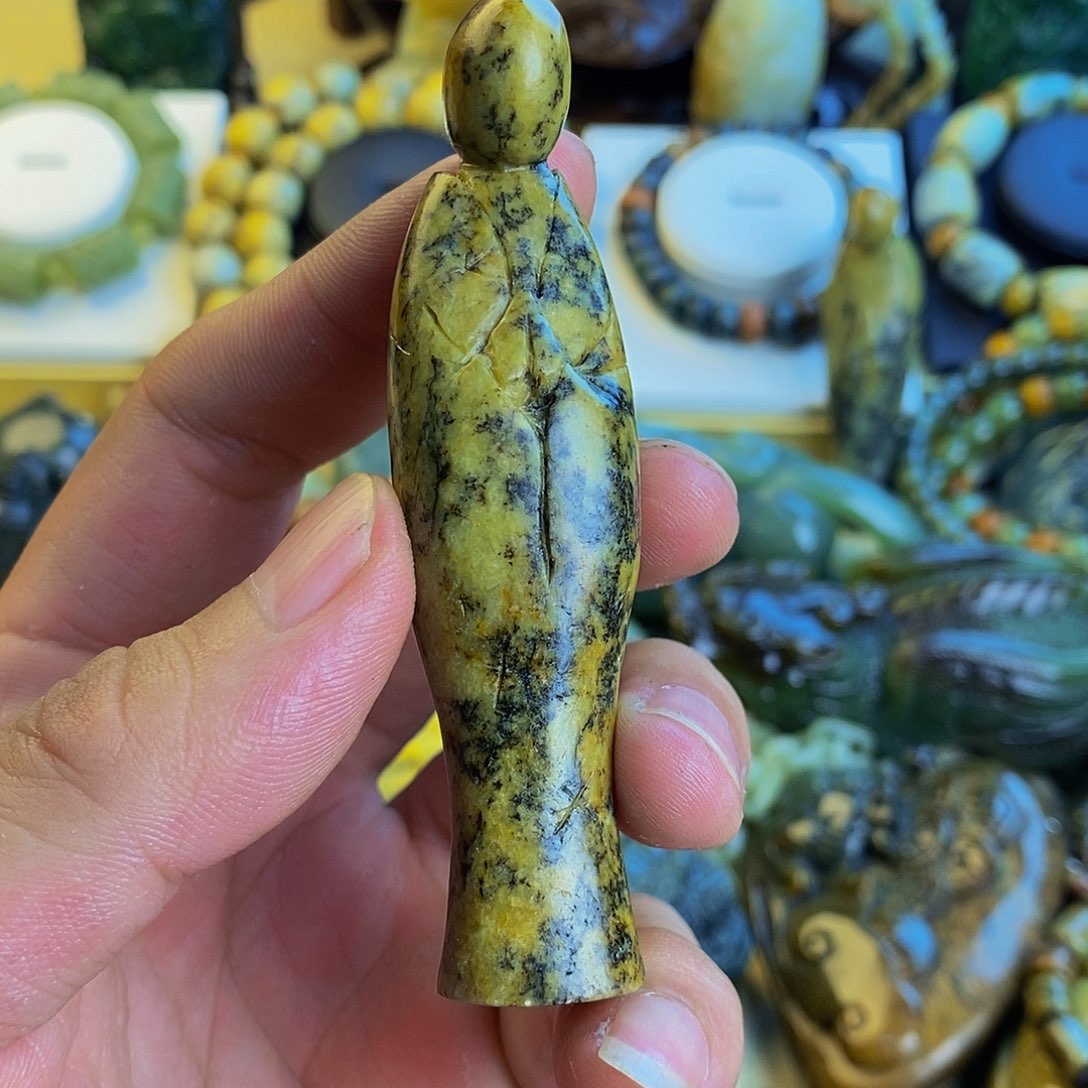 岫岩河磨玉（透闪石质玉）手把未镶嵌