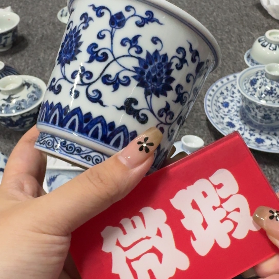 三方杯子杯子杯子