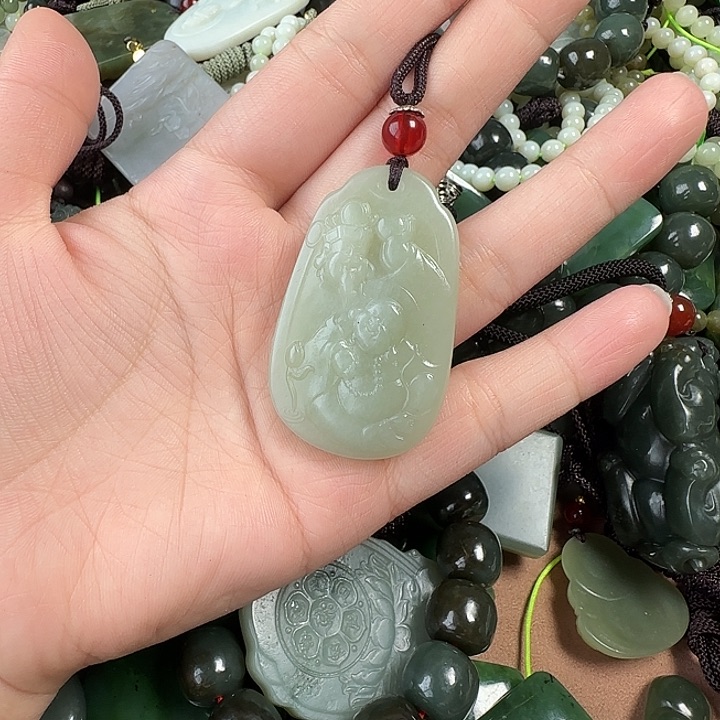 和田玉未镶嵌颈饰