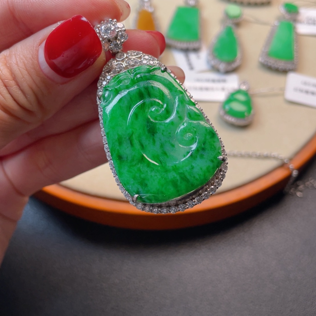 翡翠吊坠(不含链)银S925镶嵌