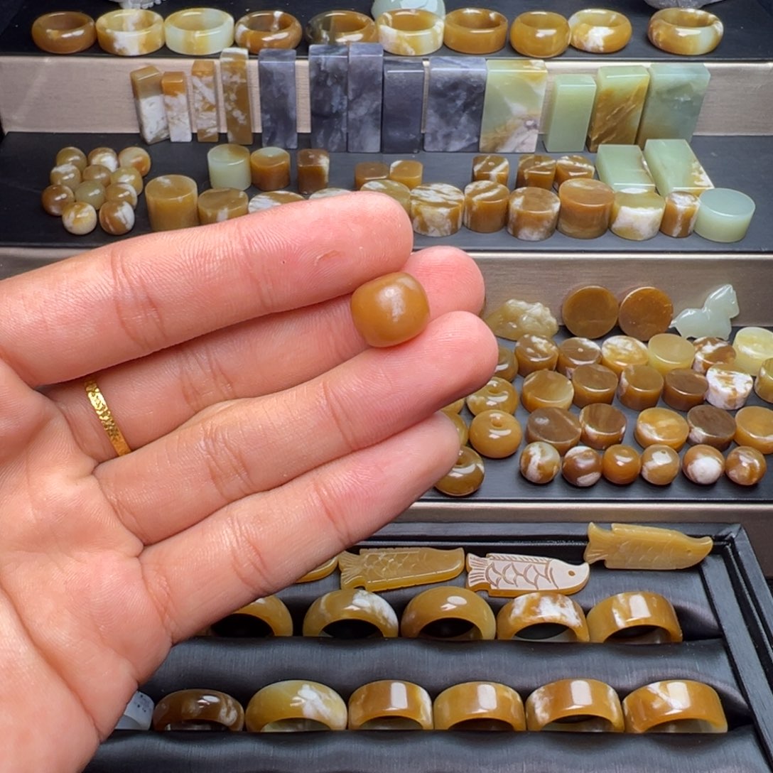 和田玉（糖玉）未镶嵌珠宝奇石老型珠福利