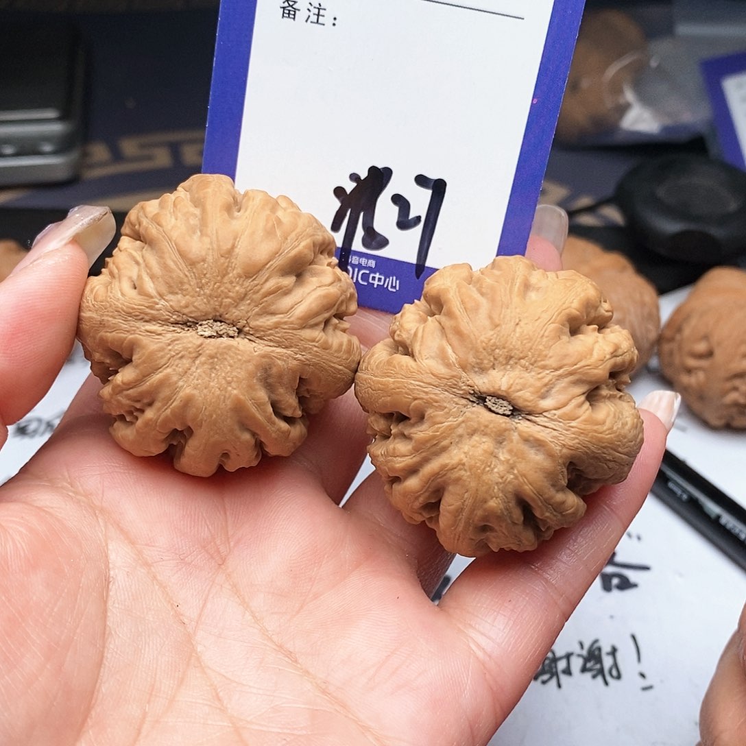 【闪购商品】文玩核桃把件白*文玩核桃把件27