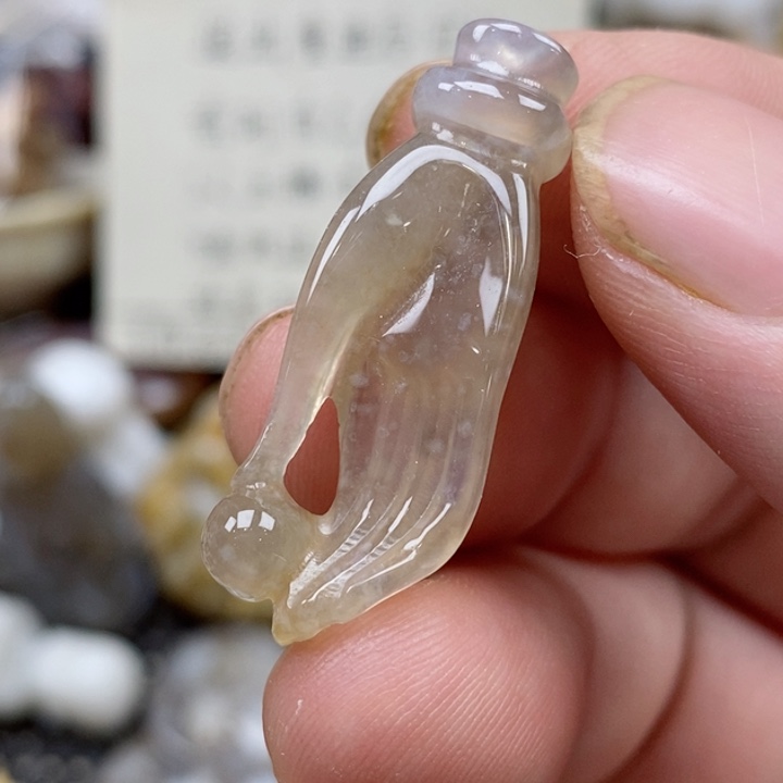 硅化珊瑚（珊瑚玉）未镶嵌颈饰