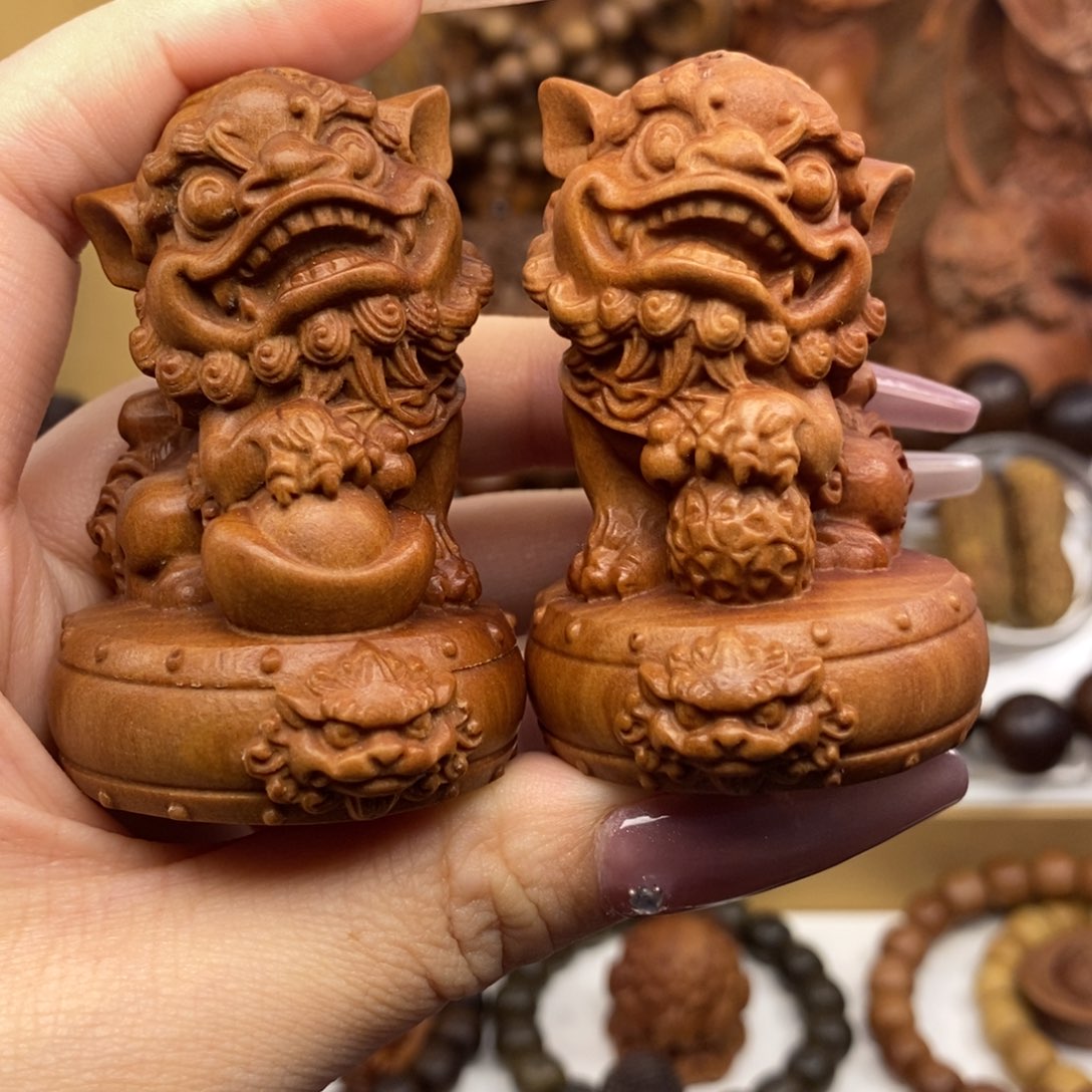 手串/手链檀香木迈索尔老山檀香貔貅摆件一对奶香，微瑕