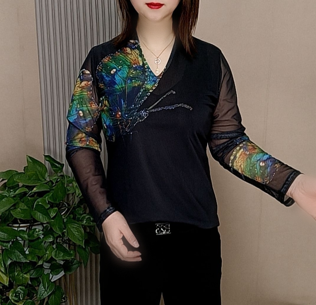 春夏新款时尚妈妈装V领印花百搭长袖小衫高贵气质修身显瘦上衣女