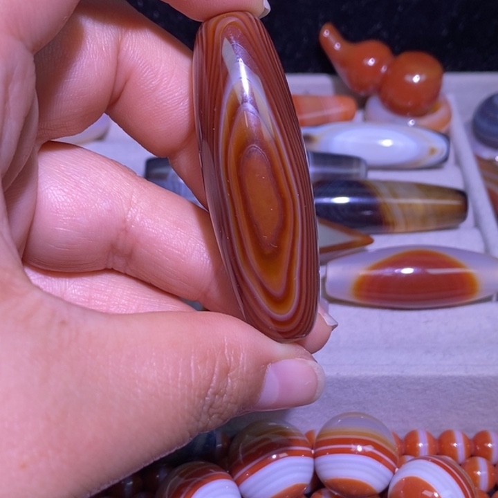 玛瑙/玉髓未镶嵌颈饰