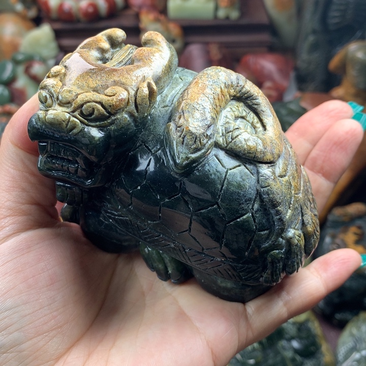 岫岩河磨玉（透闪石质玉）把件未镶嵌