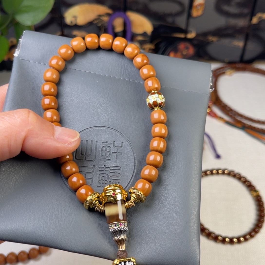 吊坠猴头核桃34556888889999