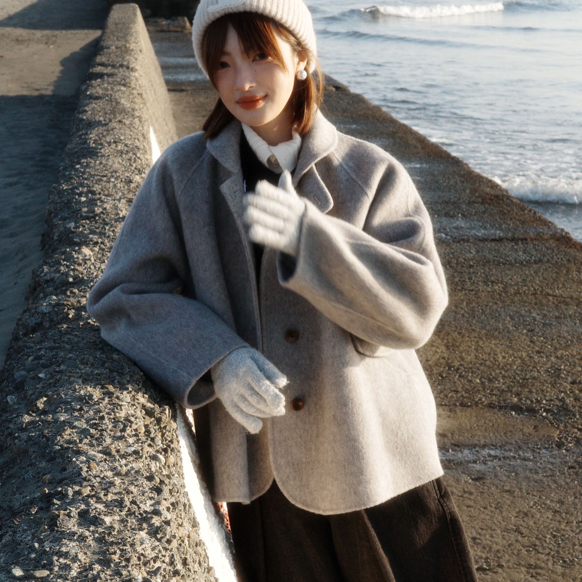 「白描工作间」"德尔畔"山羊绒翻领宽松茧型双面呢外套短毛呢大衣