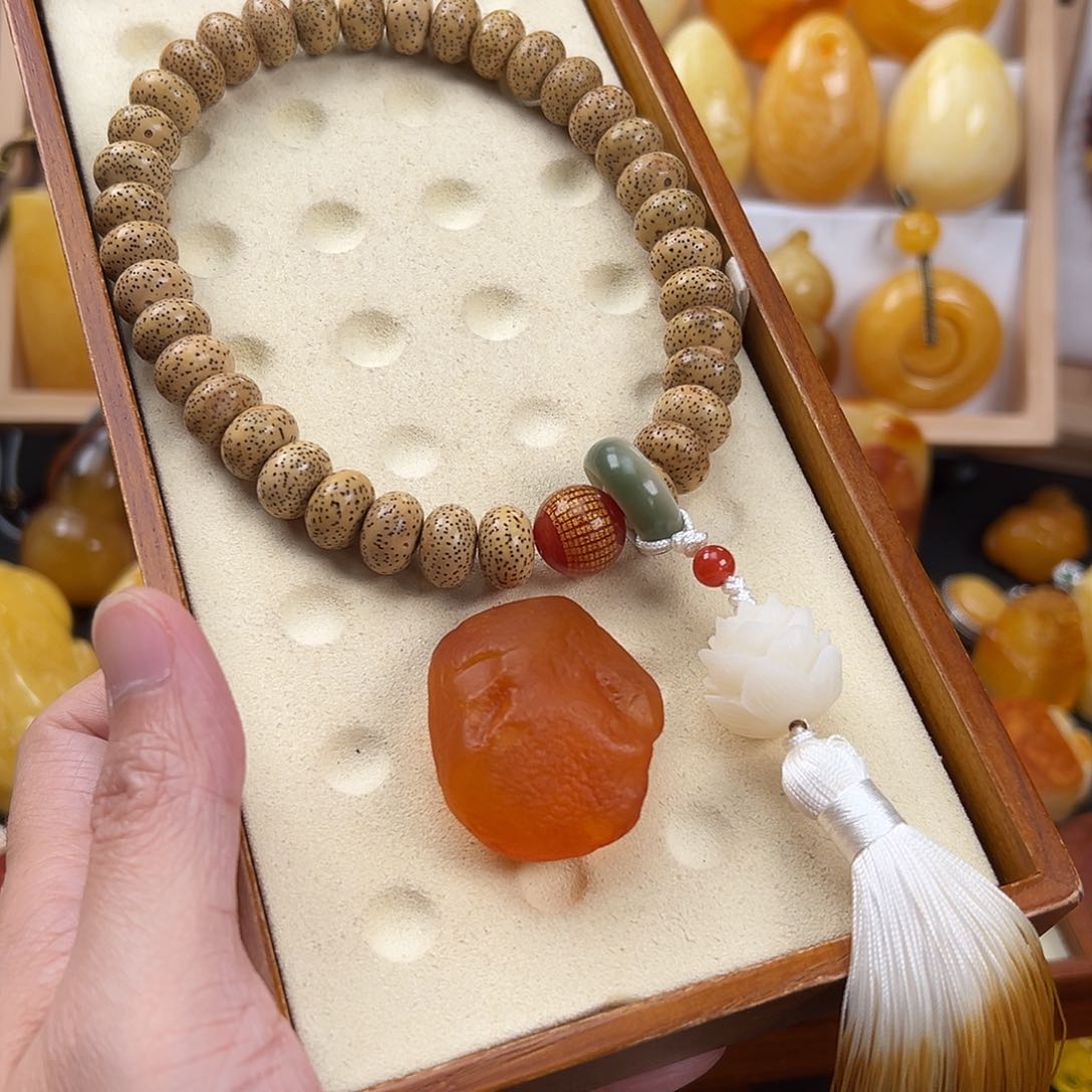 菩提吊坠未镶嵌蜜蜡13.6g