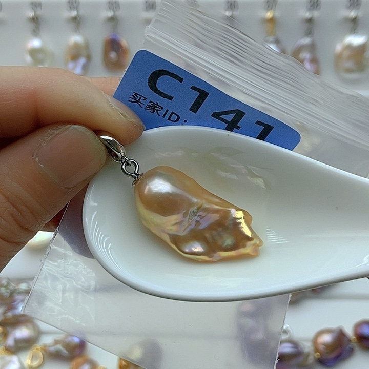 淡水珍珠颈饰未镶嵌