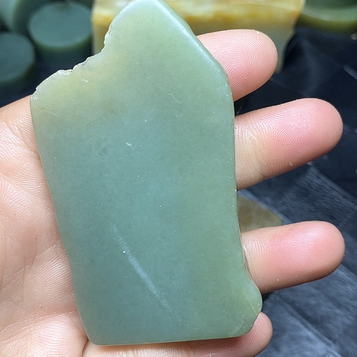 和田玉未镶嵌毛料