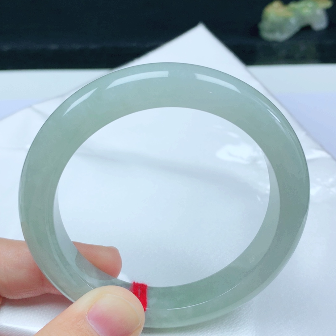 翡翠手镯未镶嵌56