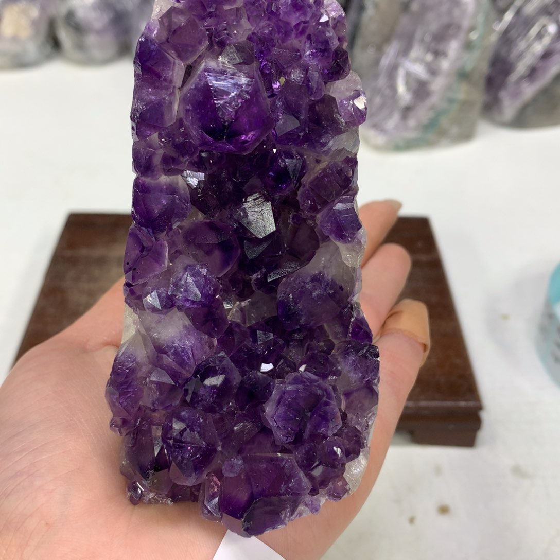 紫晶摆件未镶嵌水晶