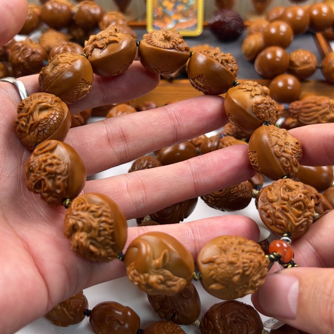 橄榄核手串/手链嘿*F，生肖   底价