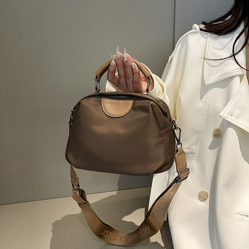 2025新款时尚手提单肩斜跨女包-5805