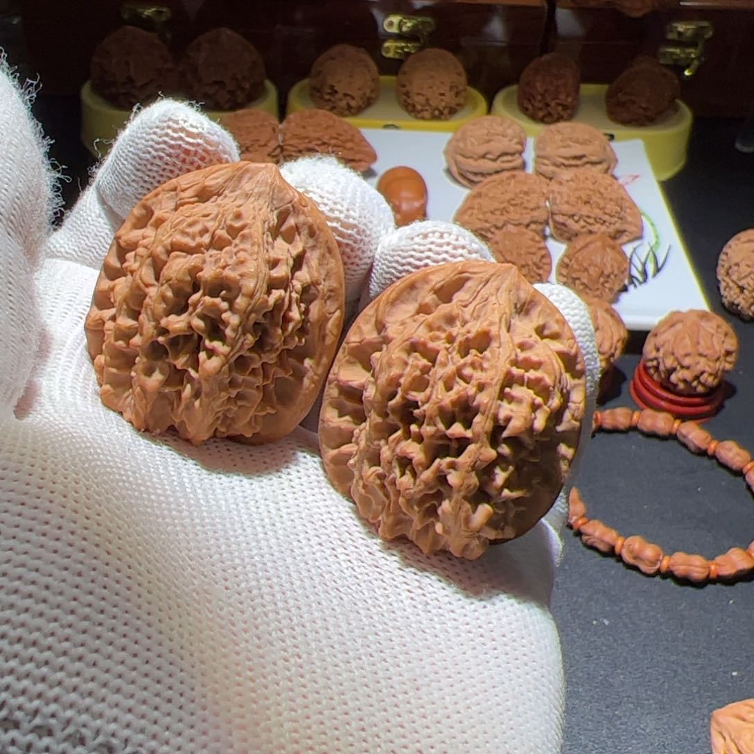 文玩核桃把件@*昂秦霸