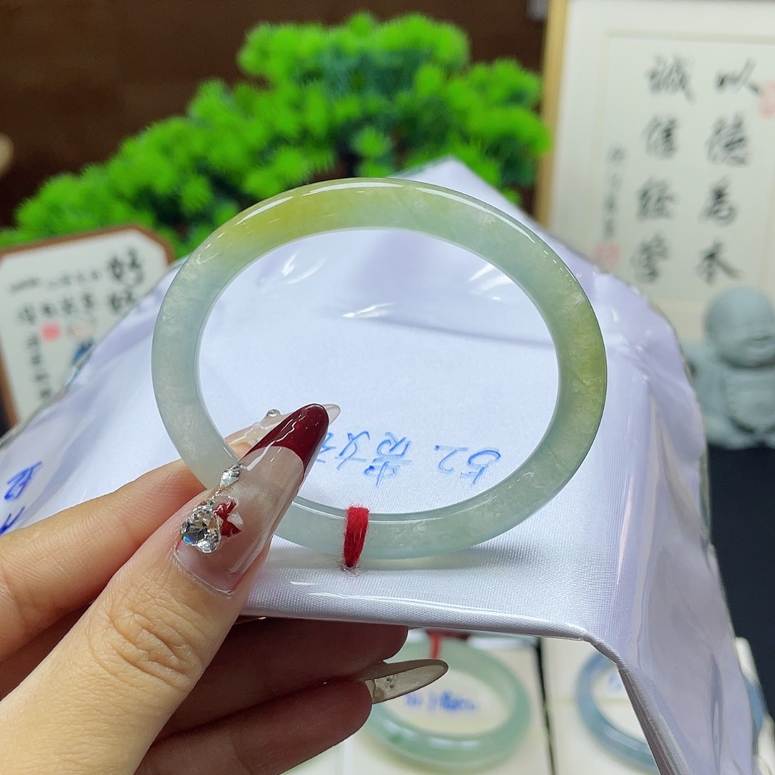 翡翠手镯未镶嵌14号链接52贵妃