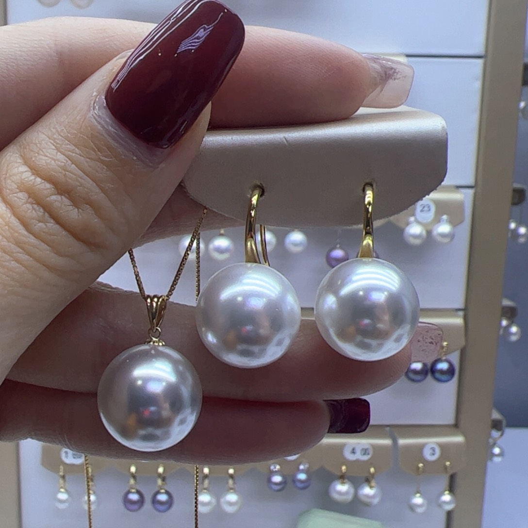 淡水珍珠吊坠(赠链)18K金镶嵌