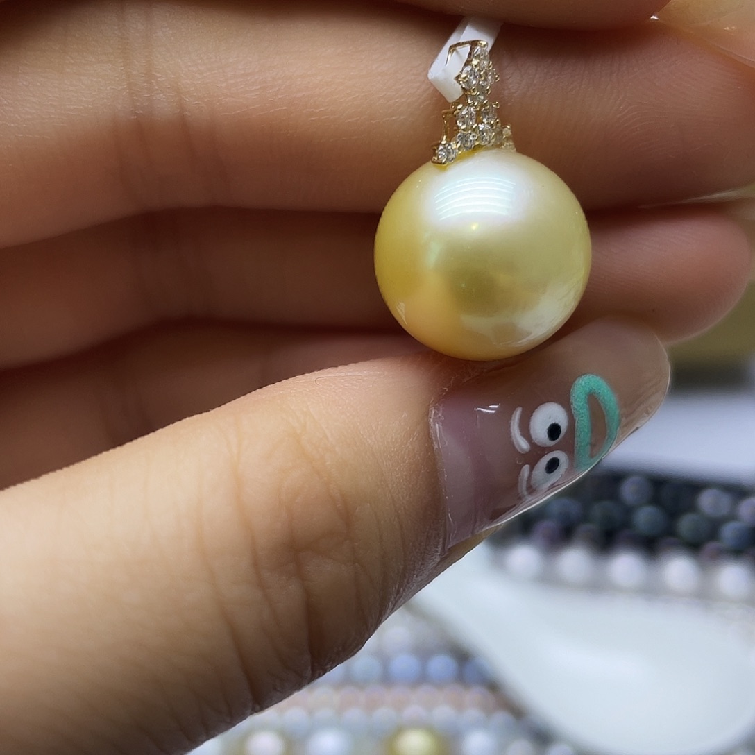 海水珍珠18K金镶嵌颈饰