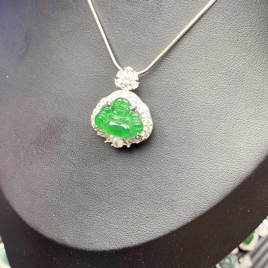 翡翠颈饰未镶嵌12345678