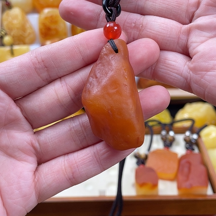 蜜蜡项链未镶嵌12.4克