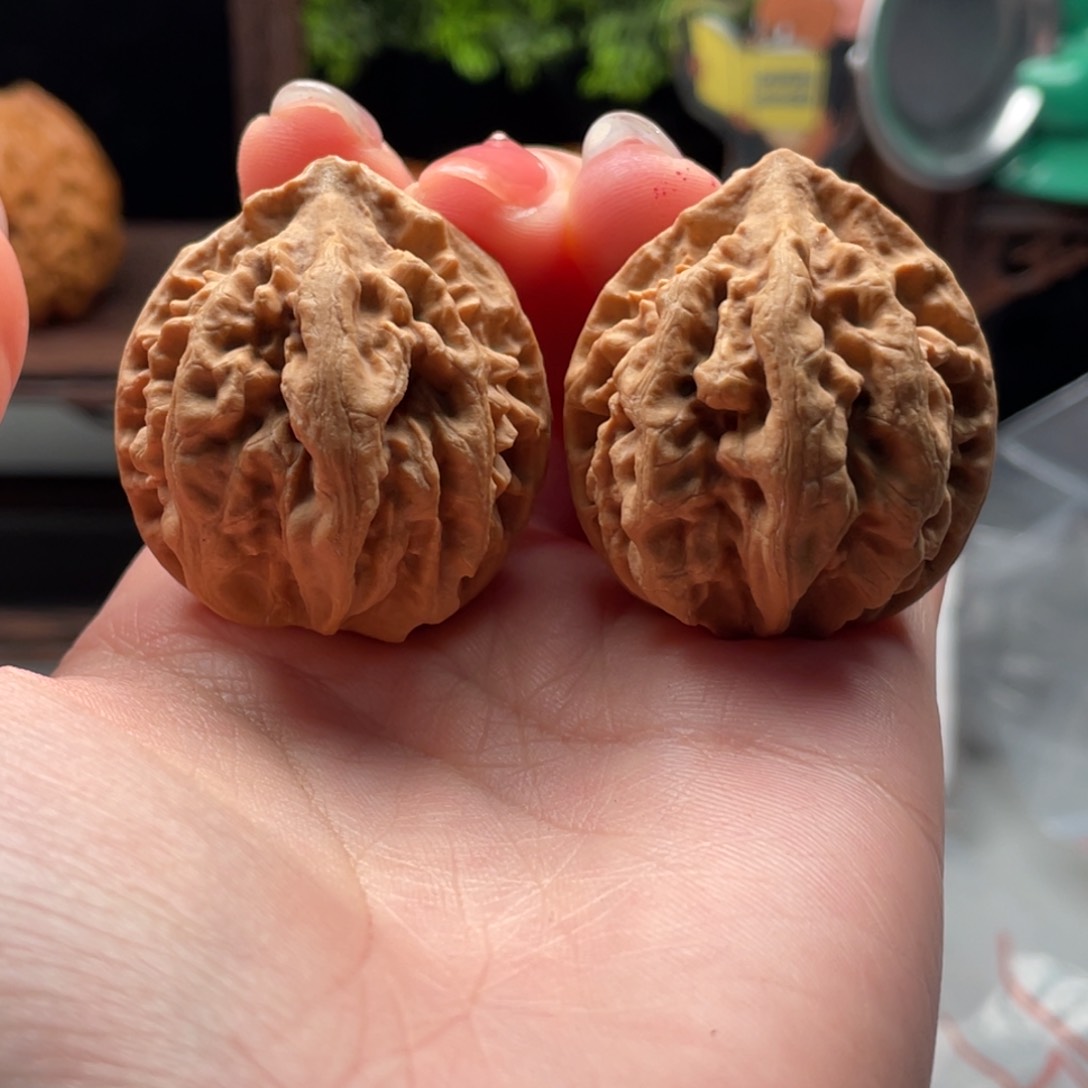 文玩核桃把件小楸千66