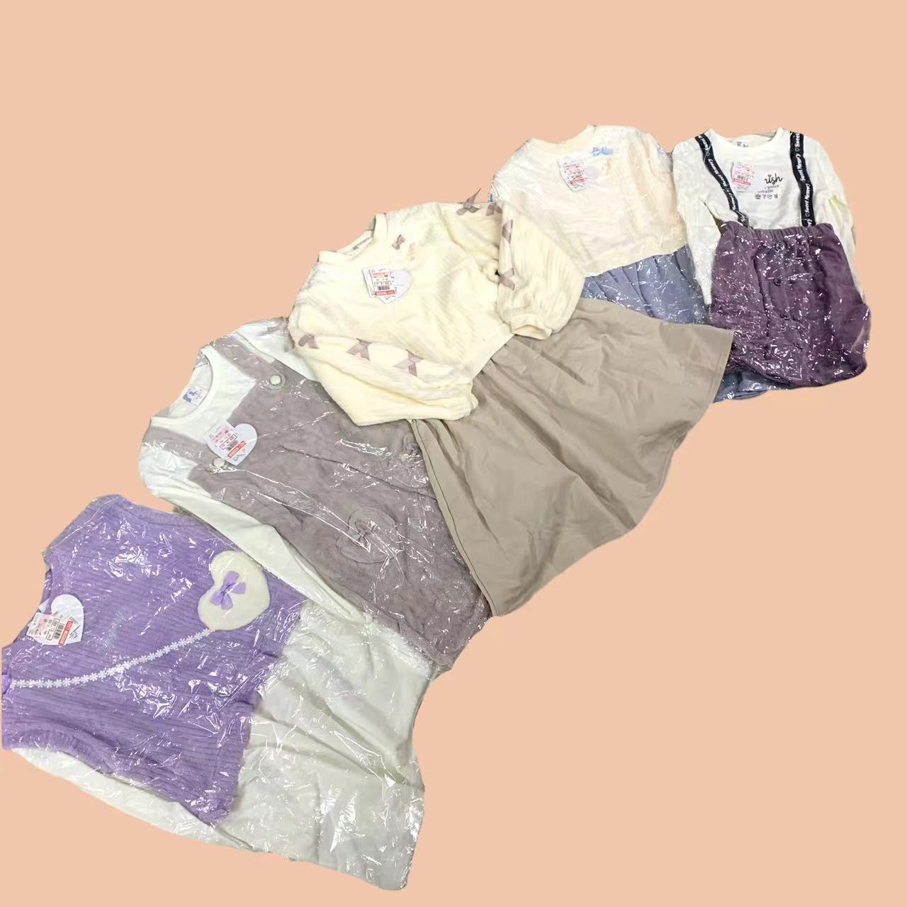 女童西松日系拼接舒绒连衣裙