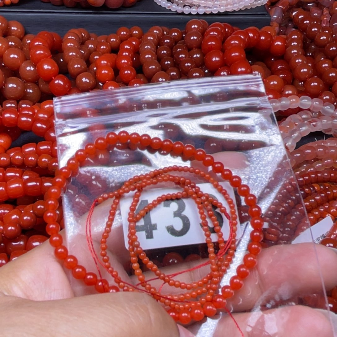 血***狼南红玛瑙未镶嵌手链