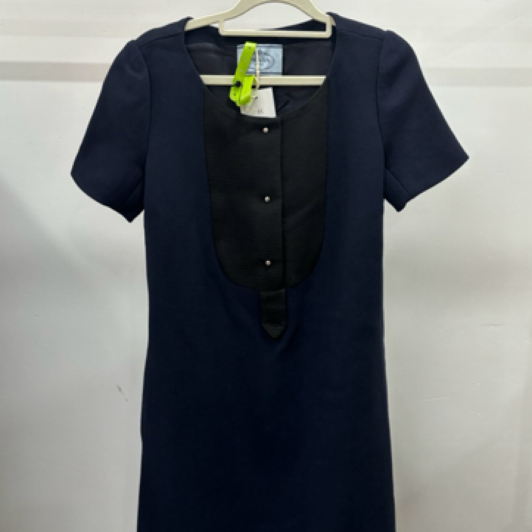 99新 Prada/普拉达 蓝色系扣连衣裙/40码/C00564
