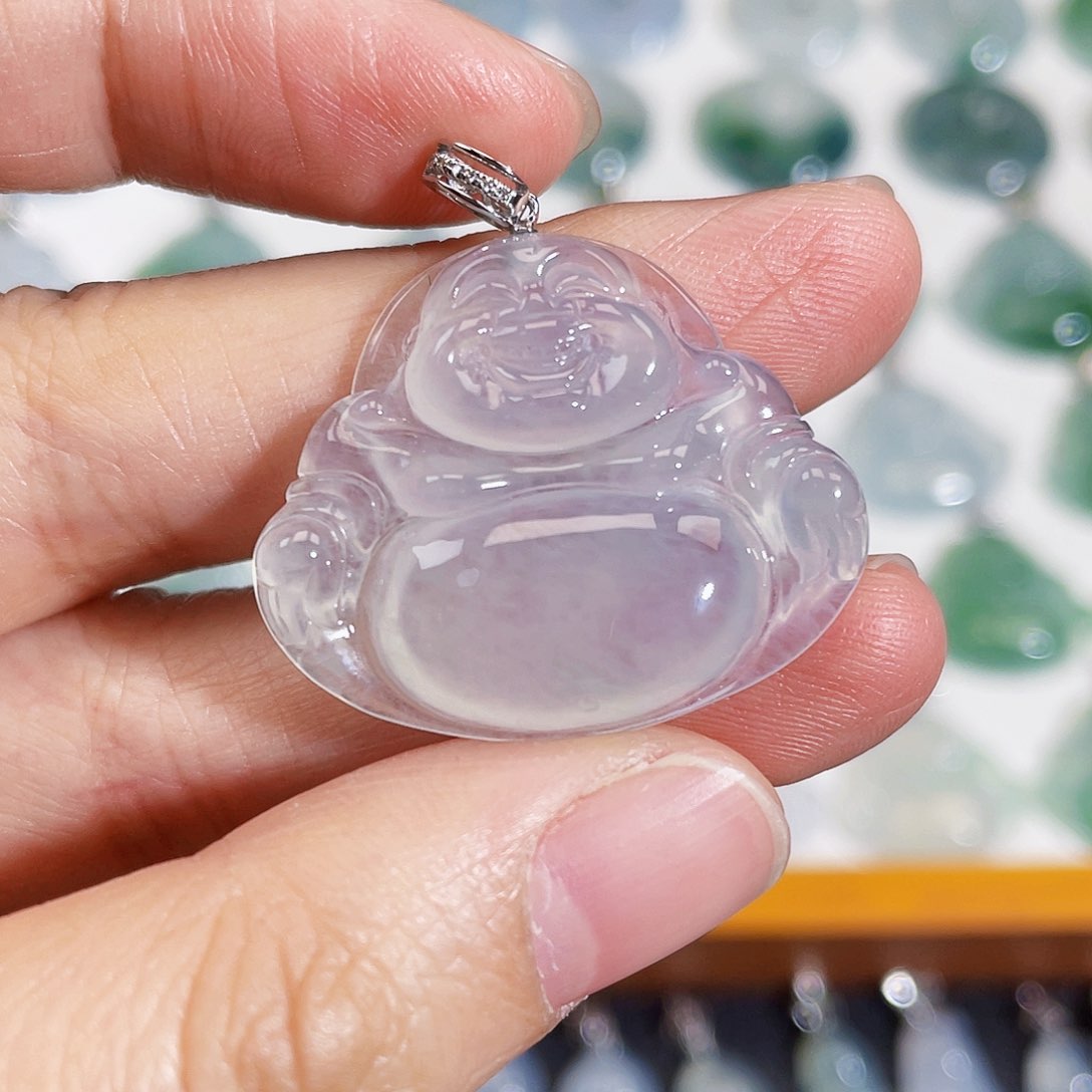 颈饰18K金镶嵌翡翠吊坠