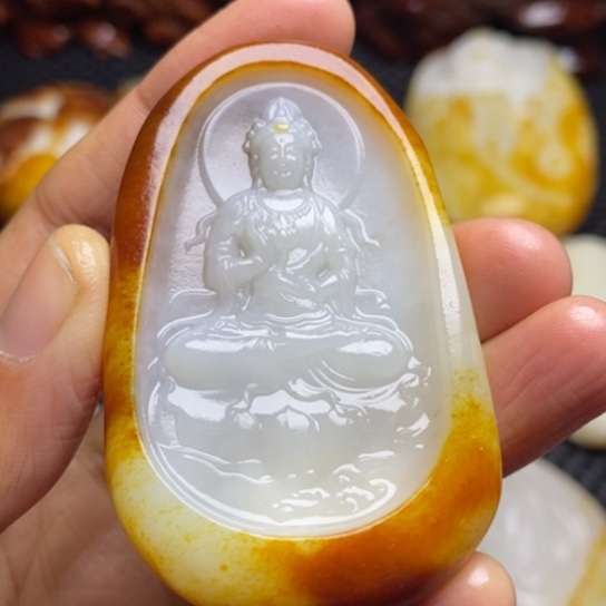 和田玉颈饰未镶嵌