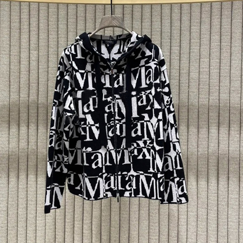 未使用 MaxMara Maiorca 黑白字母连帽卫衣 原价 5500