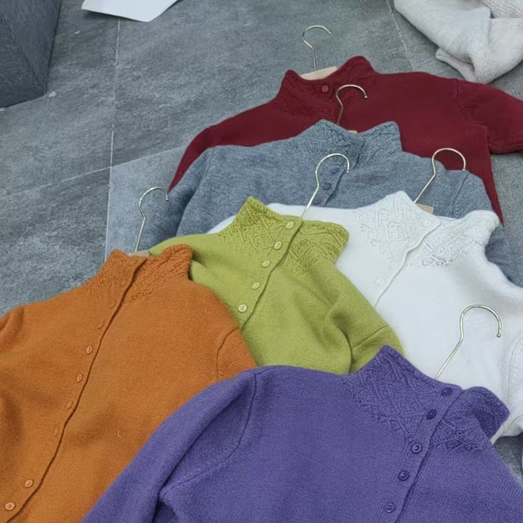 1120款，一排扣子，针织衫