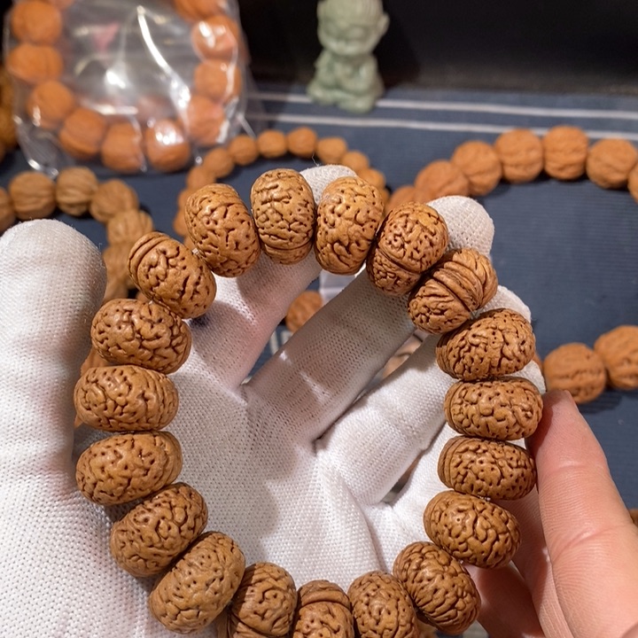 【闪购商品】文玩核桃手串……6