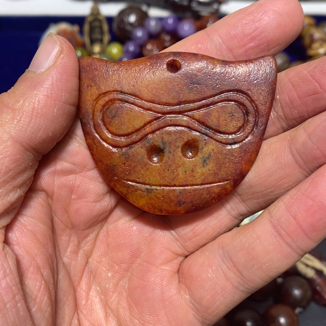 和田玉（糖玉）未镶嵌颈饰