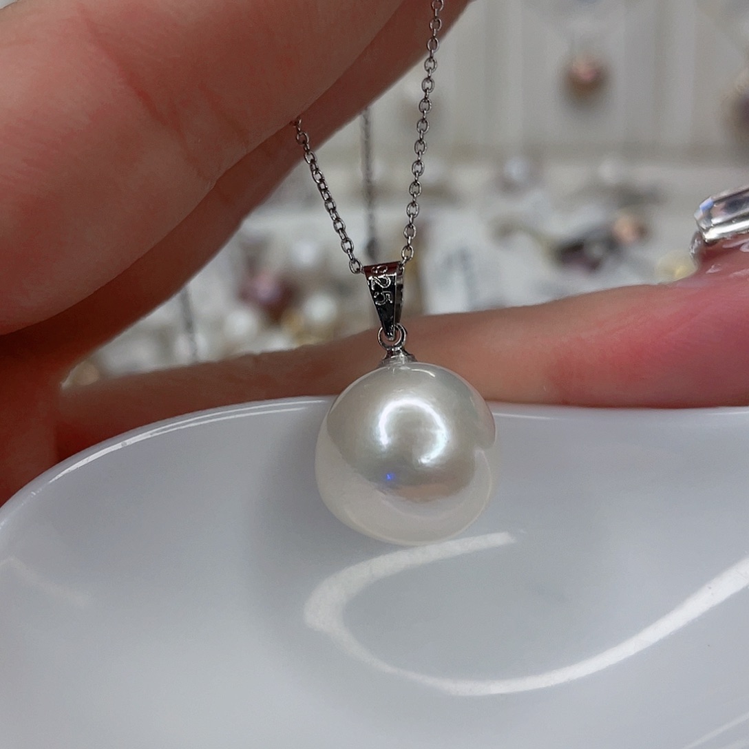 淡水珍珠吊坠(赠链)未镶嵌