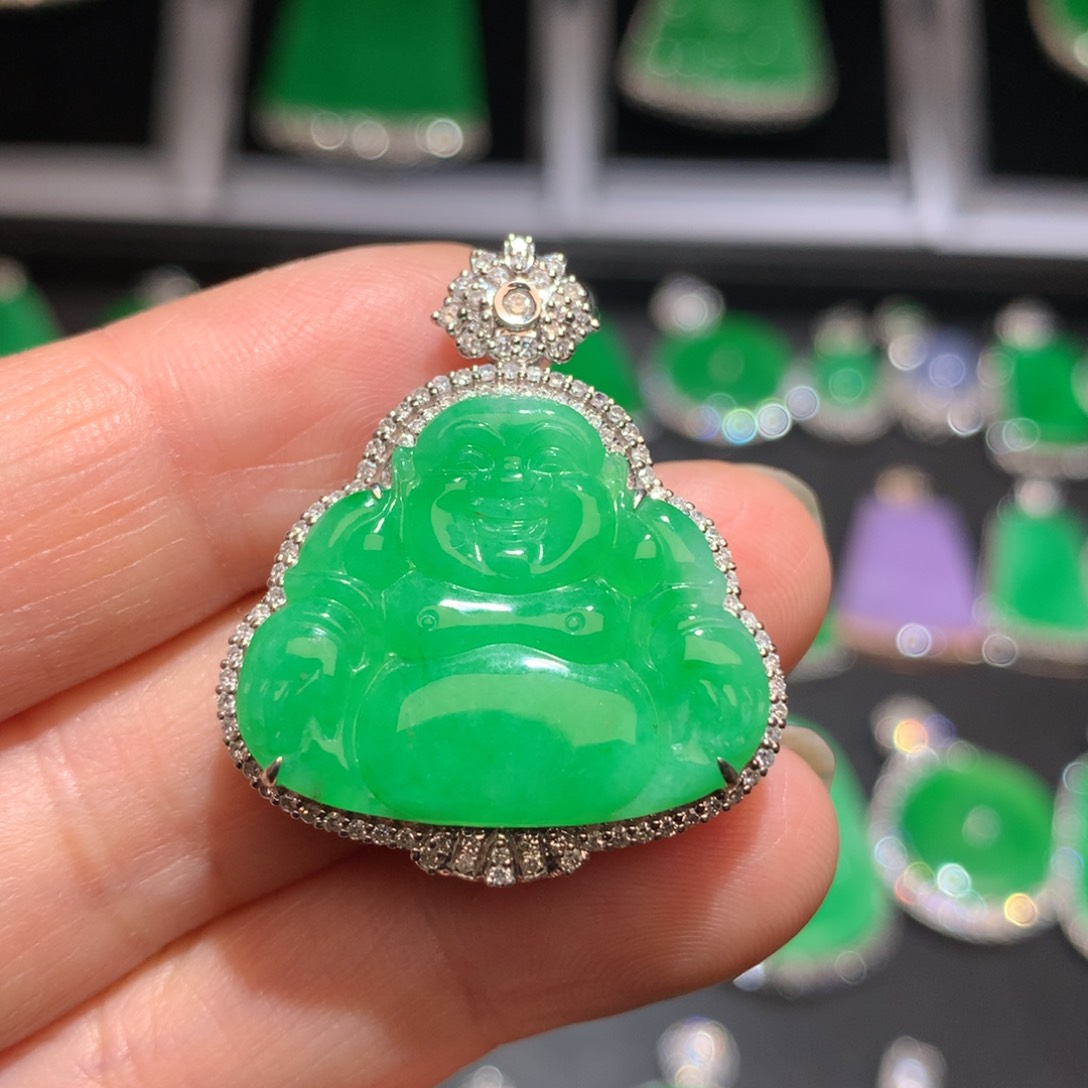 翡翠颈饰18K金镶嵌翡翠