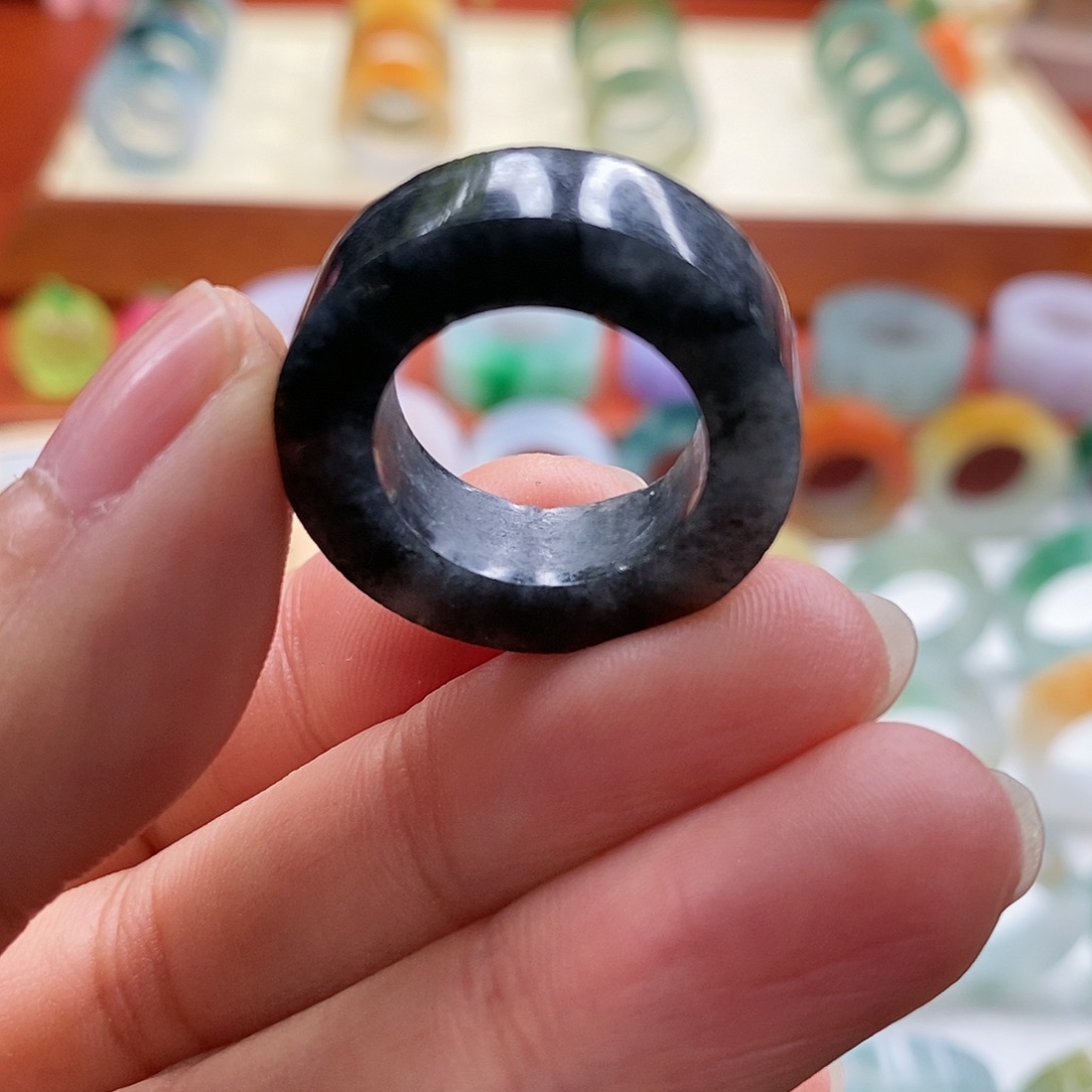 定制翡翠未镶嵌12-17圈口