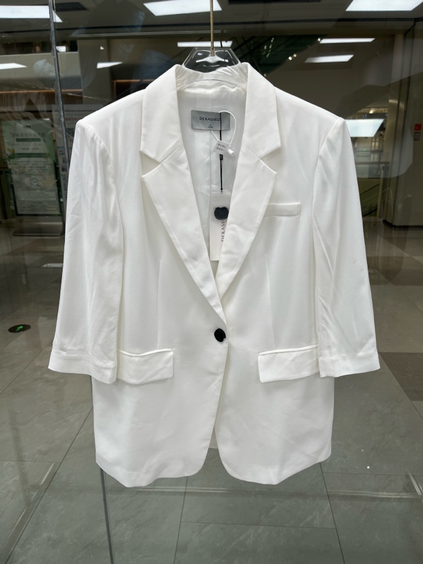 迪品牌西装外套X111338