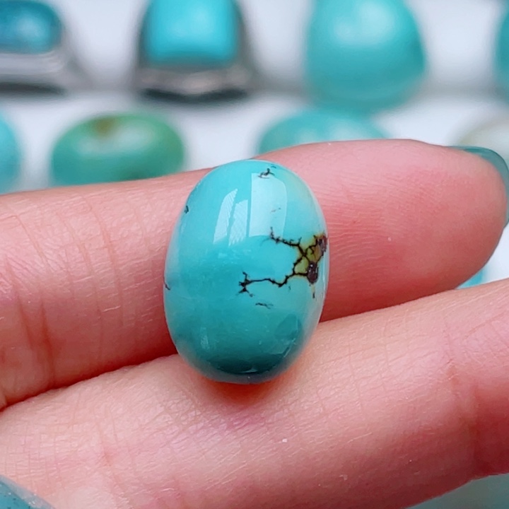 绿松石未镶嵌挂件